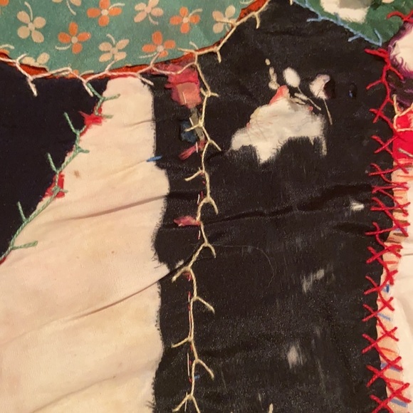 OLD ANTIQUE VINTAGE Crazy Quilt Pieced Farmhouse - Picture 10 of 16